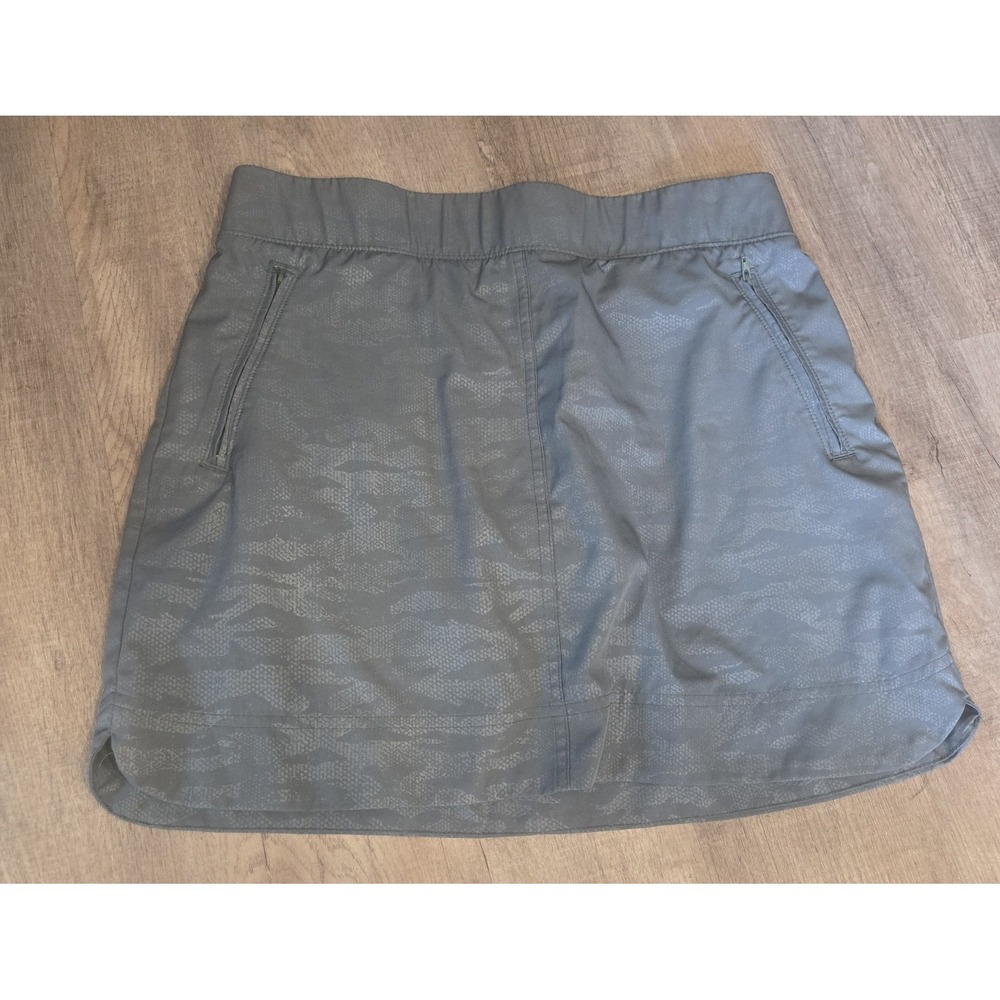 Orvis Women's Embossed Shattered Glass Pull-On Travel Skort‎ Skirt Green M
